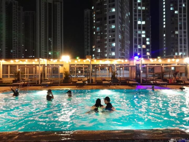 Songdo Halla Westernpark-Seaviewroom Hotel-바다전망 อินชอน ภายนอก รูปภาพ
